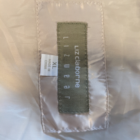 $drop.LizClaiborne gold quilted jacket fur lined hood,side pockets, zip front XL - Picture 2 of 5